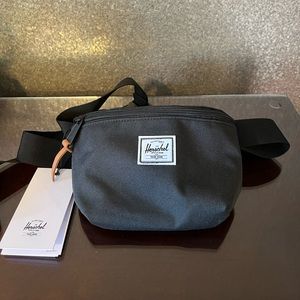 Herschel Fourteen Belt Bag - NWT